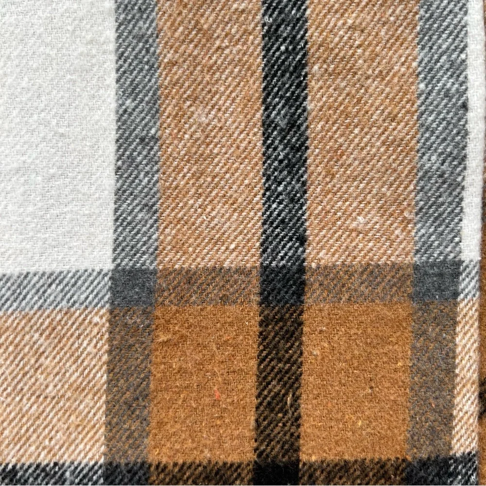 orange and white plaid shacket for fall, autumn, winter - Picture 7 of 10